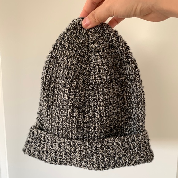 Madewell Accessories - madewell black and white speckled beanie